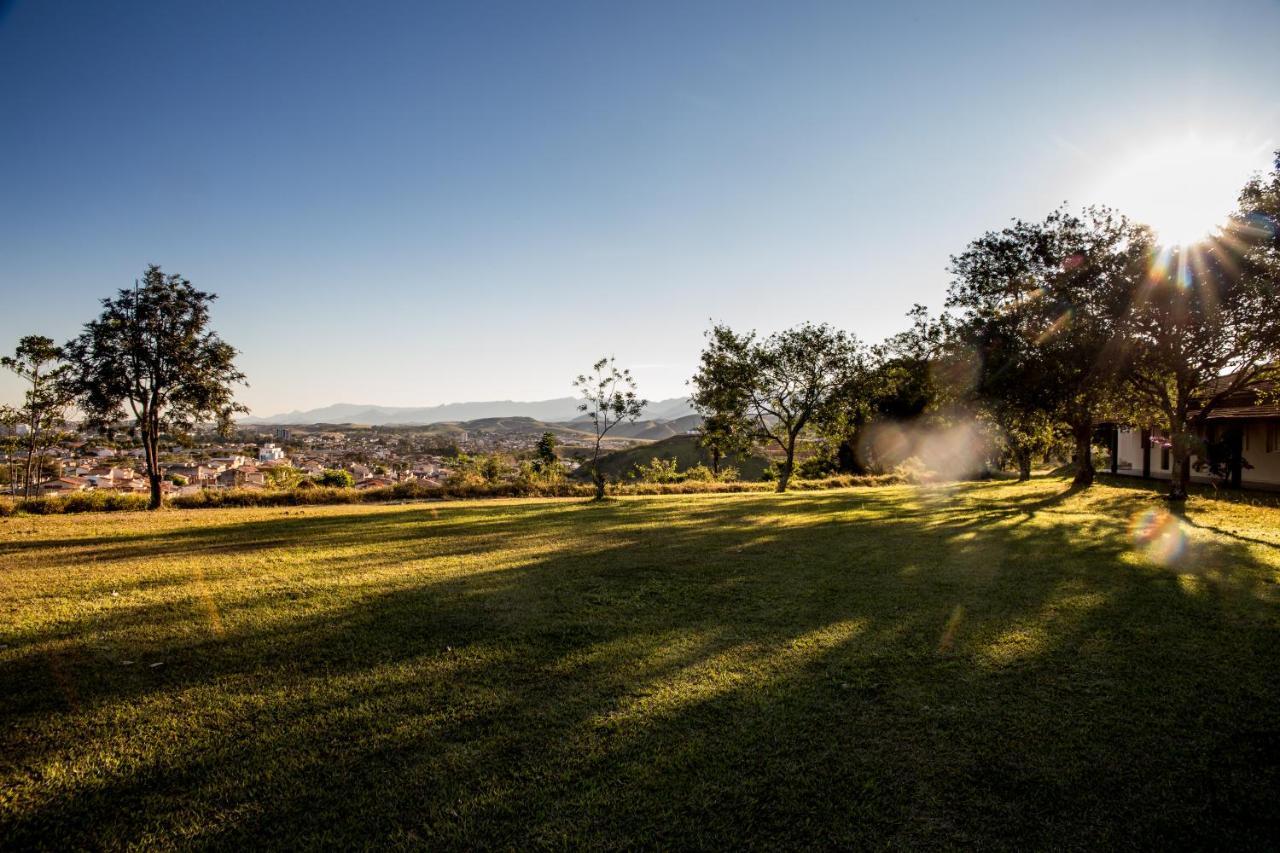 Pousada E Espaco Flor Da Serra Cruzeiro  Exterior foto